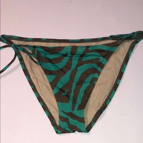 Victoria's Secret Bikini Bottom - Picture 7 of 7